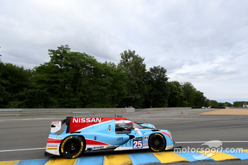 23: Ligier JSP2 Nissan команды Algarve Pro Racing (№25): Михаэль Мунеман, Крис Хой, Андреа Пиццитола