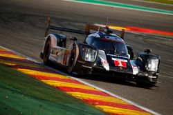 #1 Porsche Team Porsche 919 Hybrid: Timo Bernhard, Mark Webber, Brendon Hartley