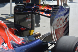Toro Rosso STR11 rear wing