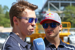 (L to R): Daniil Kvyat, Scuderia Toro Rosso with team mate Carlos Sainz Jr., Scuderia Toro Rosso