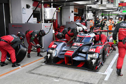 #8 Audi Sport Team Joest Audi R18: Lucas di Grassi, Loic Duval, Oliver Jarvis