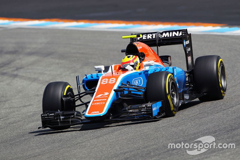 10. Rio Haryanto, Manor Racing MRT05