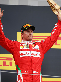Kimi Raikkonen, Ferrari festeggia il suo terzo posto sul podio