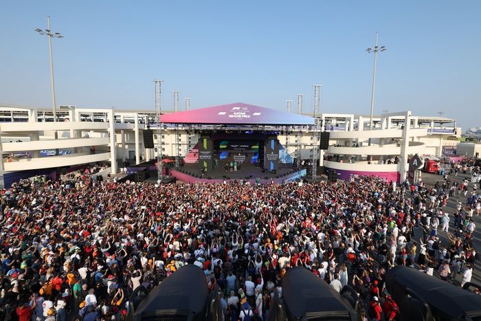 Lance Stroll, Aston Martin Racing, Fernando Alonso, Aston Martin Racing