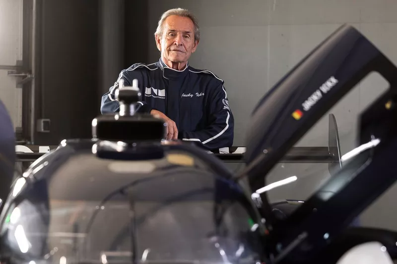 Jacky Ickx, Genesis Magma Racing Genesis