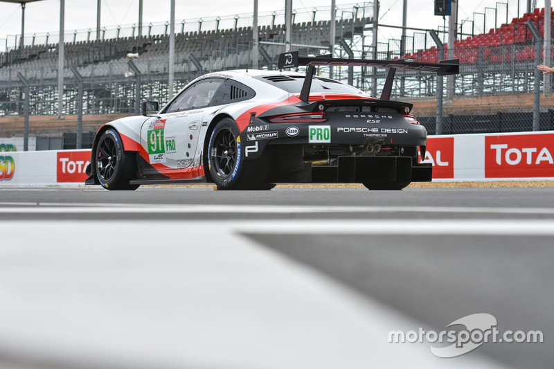 #91 Porsche GT Team Porsche 911 RSR
