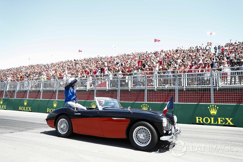 Pierre Gasly, Toro Rosso, lors de la parade des pilotes