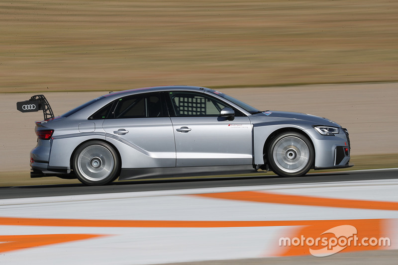 Audi RS3 LMS