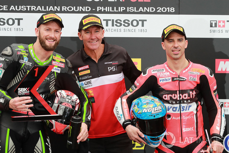 Polesitter Tom Sykes, Kawasaki Racing, second place Eugene Laverty, Milwaukee Aprilia, Troy Bayliss