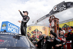 Race winner Noah Gragson, Kyle Busch Motorsports Toyota