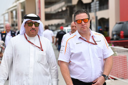 الشيخ محمد بن عيسى الخليفة وزاك براون، الرئيس التنفيذى لمجموعة مكلارين
