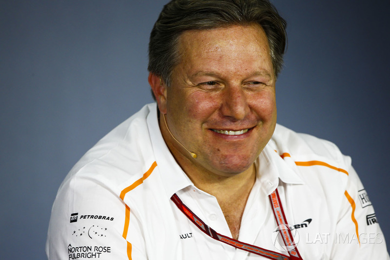 Zak Brown, Direktör, McLaren Technology Group basın toplantısında