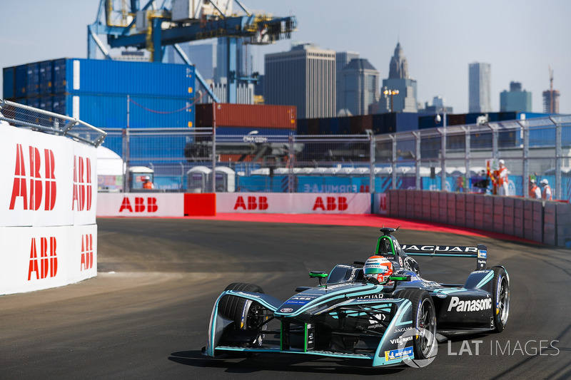Nelson Piquet Jr., Jaguar Racing