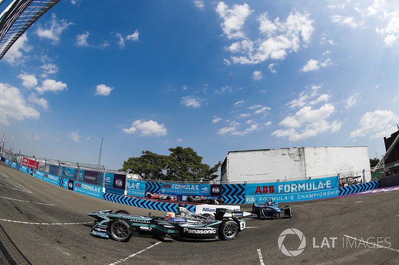 Nelson Piquet Jr., Jaguar Racing