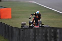 Daniel Ricciardo, Red Bull Racing met motorpech