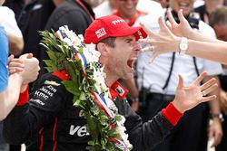 Race winner Will Power, Team Penske Chevrolet