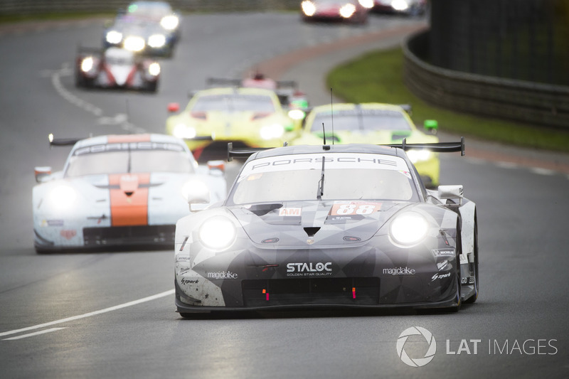 #88 Dempsey Proton Competition Porsche 911 RSR: Matteo Cairoli, Khaled Al Qubaisi, Giorgio Roda