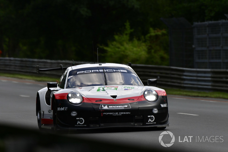 #93 Porsche GT Team Porsche 911 RSR: Patrick Pilet, Nick Tandy, Earl Bamber