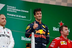 Podio: il vincitore della gara Daniel Ricciardo, Red Bull Racing, il secondo classificato Valtteri Bottas, Mercedes-AMG F1, il terzo classificato Kimi Raikkonen, Ferrari