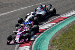 Esteban Ocon, Force India VJM11 and Lance Stroll, Williams FW41
