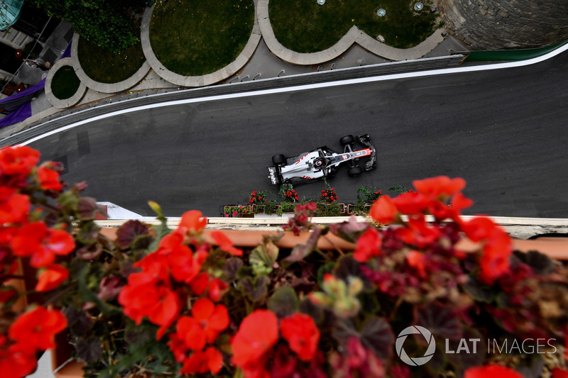 Romain Grosjean, Haas F1 Team VF-18