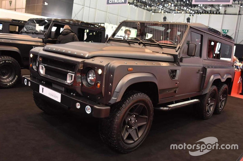 Land Rover Defender Flying Huntsman by Kahn Design