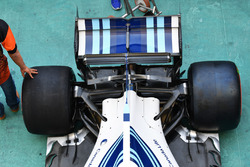 Задняя подвеска и заднее антикрыло Williams FW40