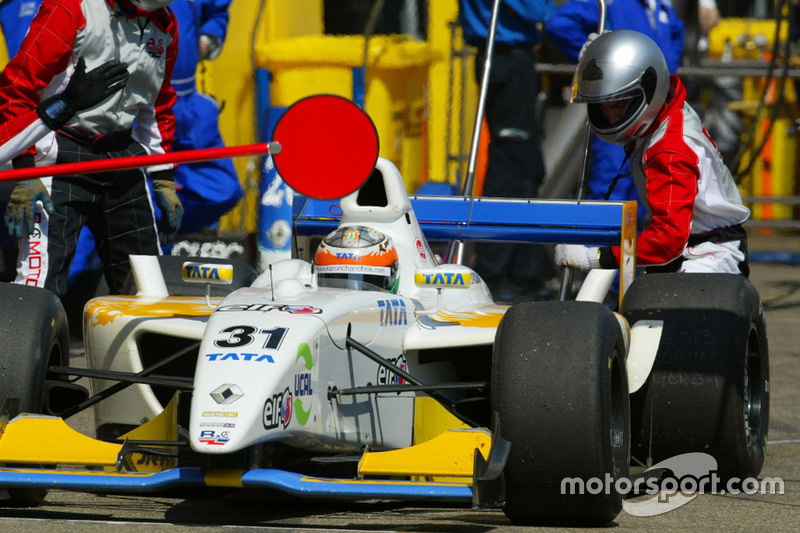 Karun Chandhok (2004-2005)