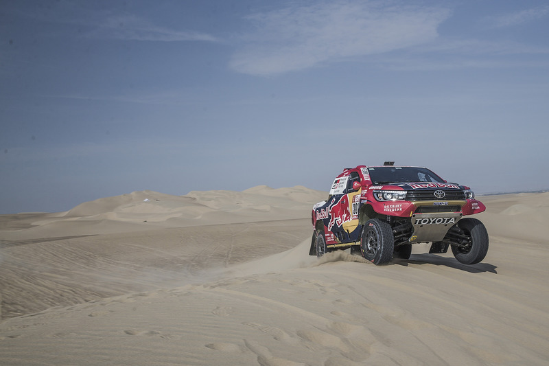 #301 Toyota Gazoo Racing Toyota: Nasser Al-Attiyah, Mathieu Baumel