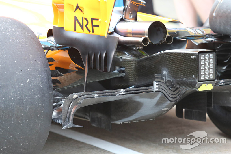 Диффузор McLaren MCL33