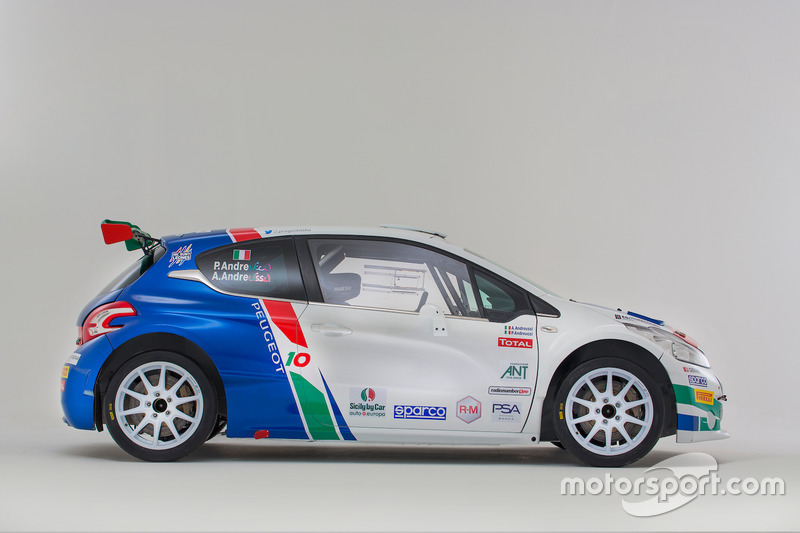 La Peugeot 208 T16 R5 di Paolo Andreucci e Anna Andreussi