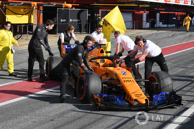 The car of Stoffel Vandoorne, McLaren MCL33 is pushed in pit lane