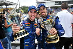 Cesar Ramos e Kelvin van der Linde