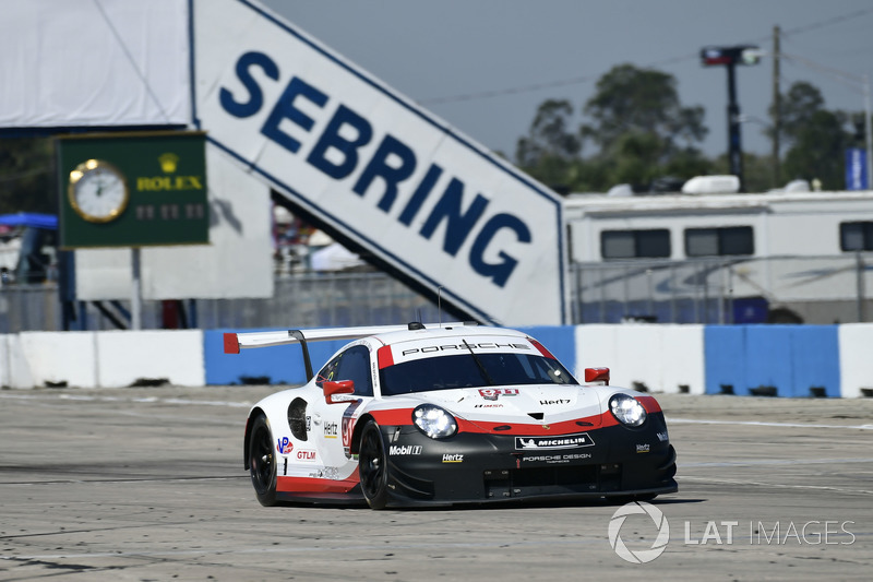 #911 Porsche Team North America Porsche 911 RSR, GTLM: Patrick Pilet, Nick Tandy, Frédéric Makowieck