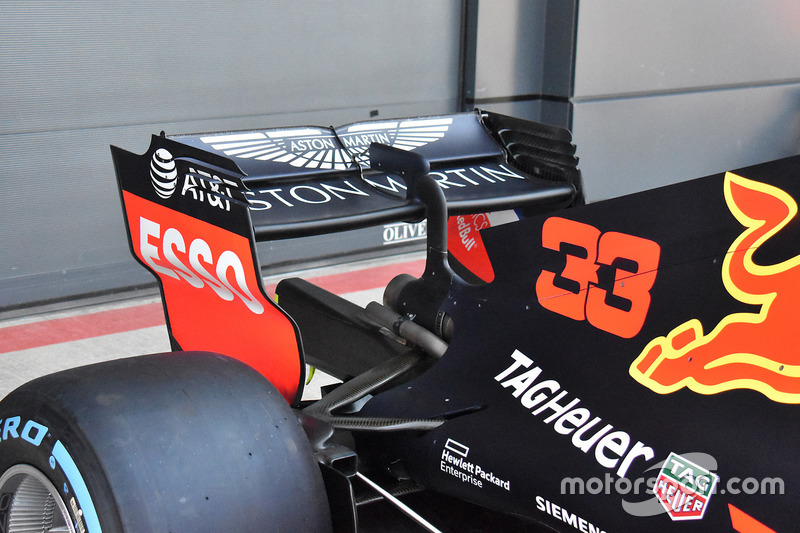Заднее крыло Red Bull RB14