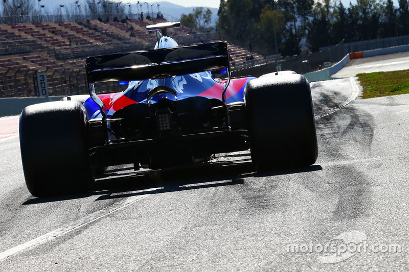 Daniil Kvyat, Scuderia Toro Rosso STR12