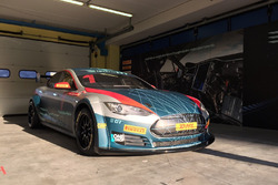 Tesla P100DL 2.0 nel box