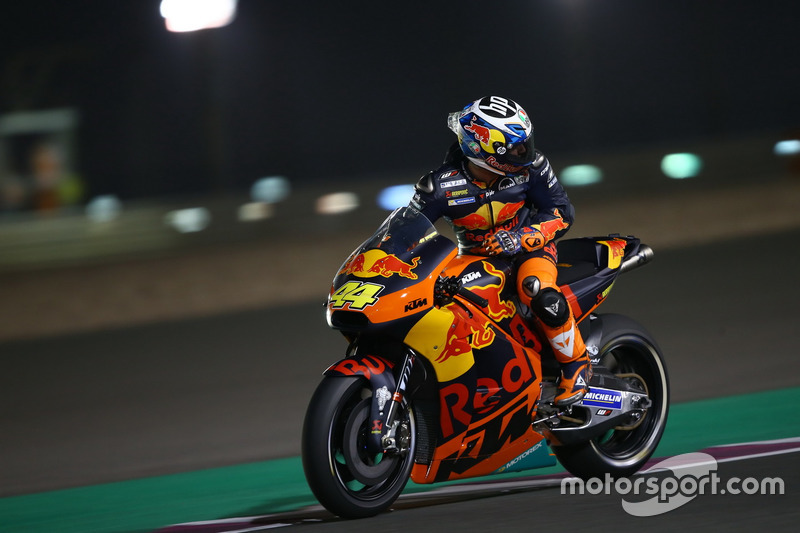 Sepertinya ada yang menarik perhatian Pol Espargaro