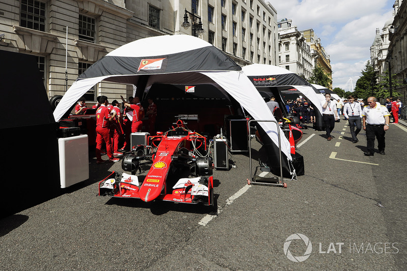 Ferrari configura su Ferrari SF70H