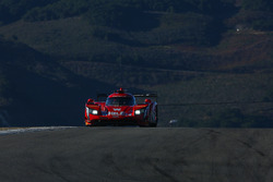 #31 Action Express Racing Cadillac DPi: Eric Curran, Dane Cameron