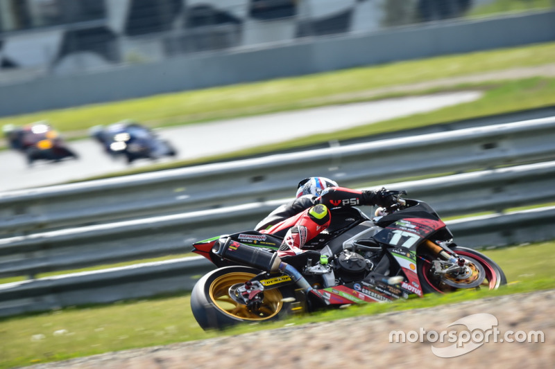 32. #17 Aprilia Grebenstein – Ralph Uhlig, Max Enderlein, Jürgen Scheffel – DNF