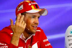 Il secondo classificato Sebastian Vettel, Ferrari, nella conferenza stampa