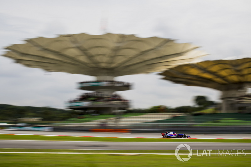 Carlos Sainz Jr., Scuderia Toro Rosso STR12