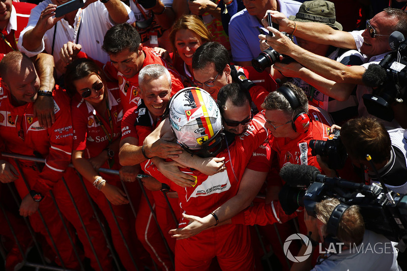 Sebastian Vettel, Ferrari, celebra en parc ferme