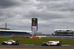 #91 Porsche Team Porsche 911 RSR: Richard Lietz, Frédéric Makowiecki, #2 Porsche Team Porsche 919 Hy