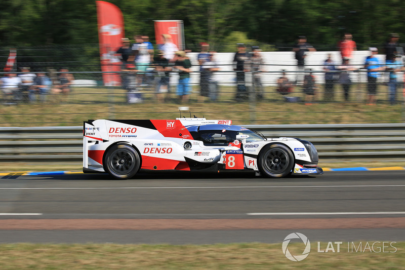 #8 Toyota Gazoo Racing Toyota TS050 Hybrid: Anthony Davidson, Sébastien Buemi, Kazuki Nakajima