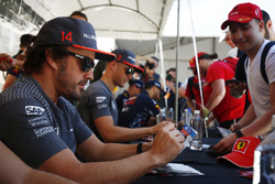 Fernando Alonso, McLaren, Stoffel Vandoorne, McLaren