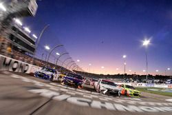 Four wide pace lap