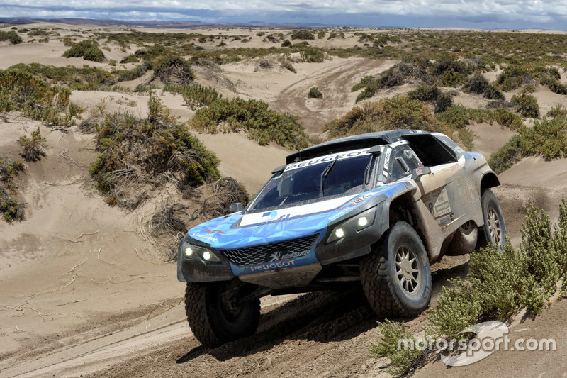 #318 Peugeot 3008 DKR: Romain Dumas, Alain Guehennec