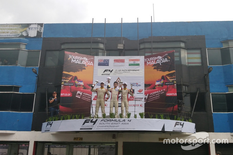 Pemenang Race 4: Presley Martono (INA)